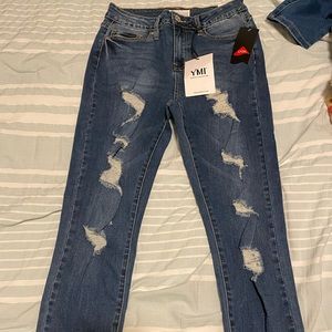 FASHION NOVA JEANS